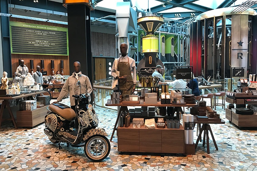 Image of retail space the Starbucks Reserve Roastery in Milano, Italy
