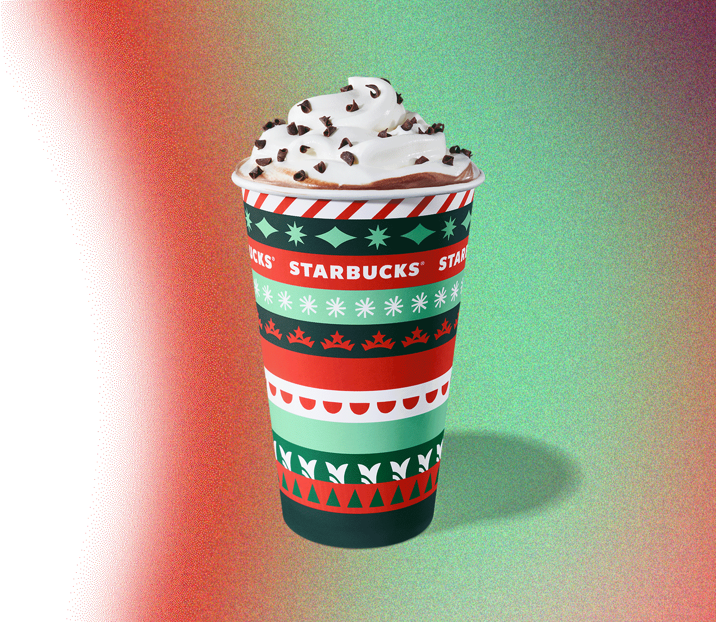 Moka à la menthe poivrée dans une tasse des Fêtes.